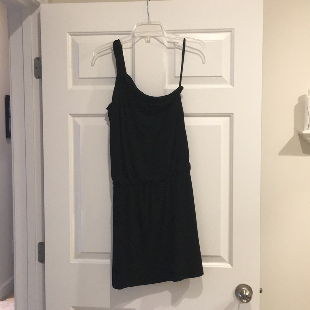 Black, one-shoulder dress